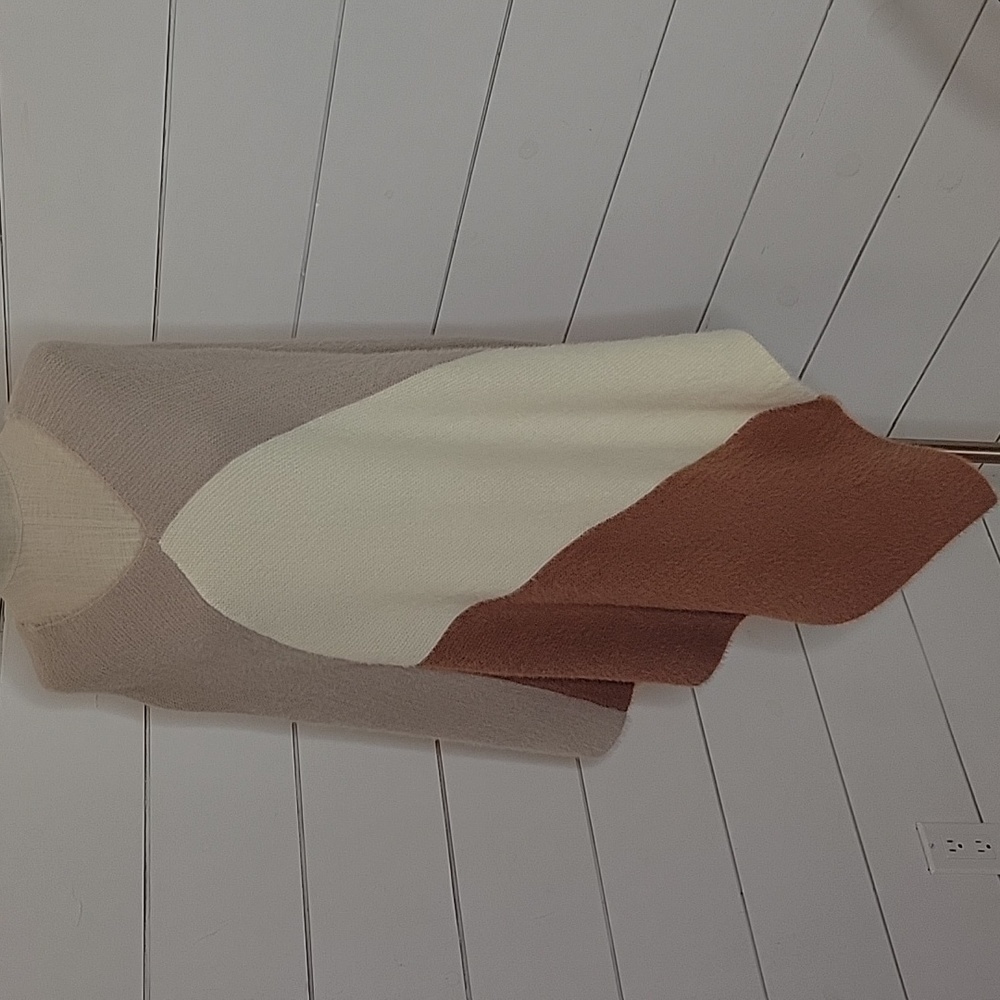 NWT TORRID one size tan color block poncho NWT - image 3